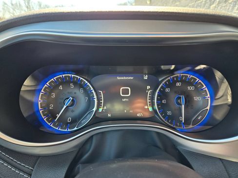 New 2026 Chrysler Pacifica Limited AWD/4WD image 18