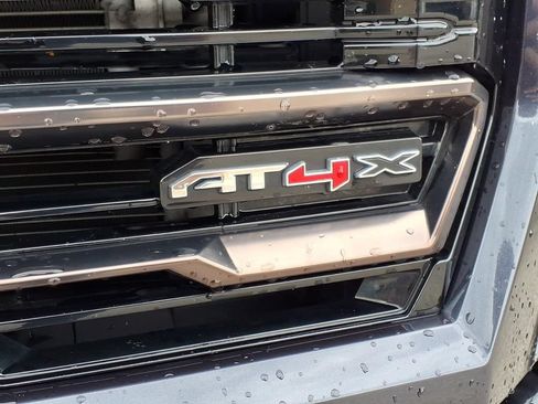 Used 2024 GMC Sierra 2500 AT4X AWD/4WD image 11