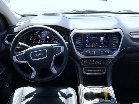 Used 2023 GMC Acadia Denali w/ Denali Ultimate Package AWD/4WD image 14