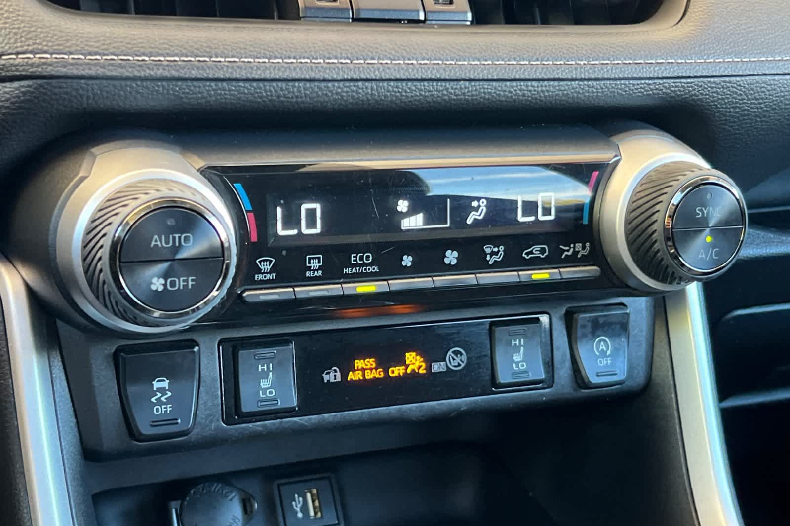 Certified 2023 Toyota RAV4 XLE Premium AWD/4WD image 23