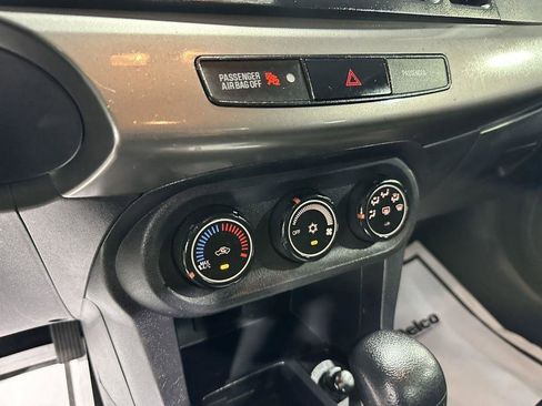 Used 2014 Mitsubishi Lancer ES FWD image 16
