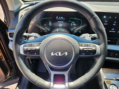 Used 2023 Kia Sportage EX w/ EX Premium Package AWD/4WD image 9