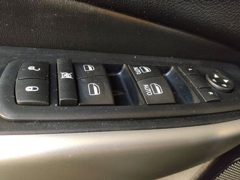 Used 2017 Jeep Cherokee Trailhawk image 27