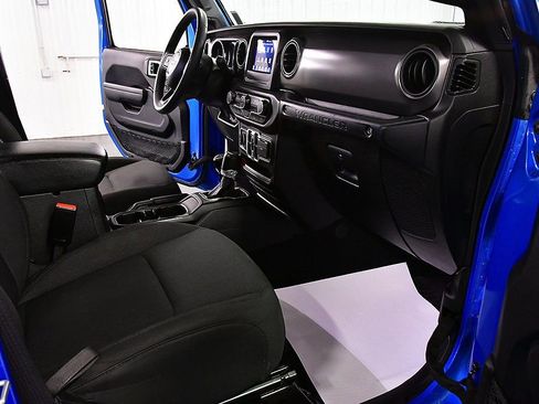 Used 2023 Jeep Wrangler Unlimited image 27