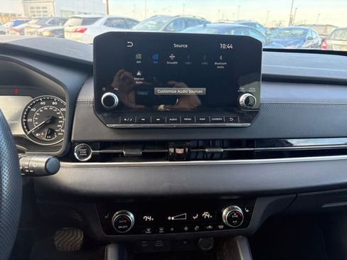 Used 2022 Mitsubishi Outlander SE image 13