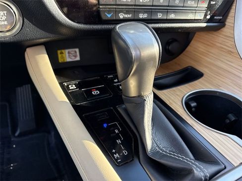 Used 2022 Lexus RX 350L 350L image 20