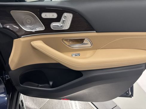 New 2026 Mercedes-Benz GLE 450 4MATIC image 16