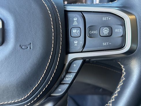 Used 2025 RAM 1500 Tungsten image 21