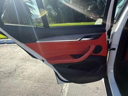 Used 2018 BMW X2 xDrive28i image 11