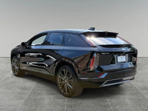 Used 2026 Cadillac Optiq Sport 2 w/ LPO, Floor Liner Package RWD image 12