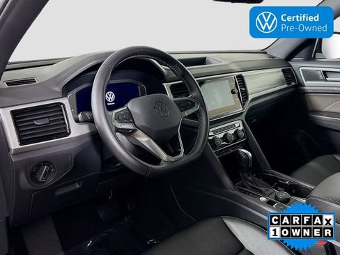 Certified 2023 Volkswagen Atlas Cross Sport SE w/ Panoramic Sunroof Package image 9