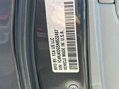 Used 2022 Jeep Grand Cherokee L Overland w/ Advanced Protech Group III AWD/4WD image 31