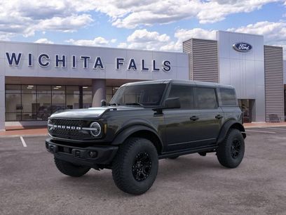 New 2026 Ford Bronco Badlands w/ Wildtrak Package