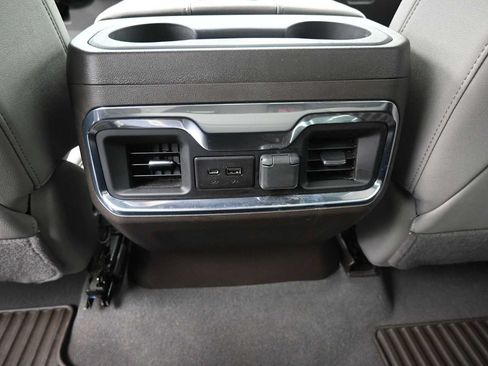 Used 2022 Chevrolet Silverado 1500 LTZ AWD/4WD image 13