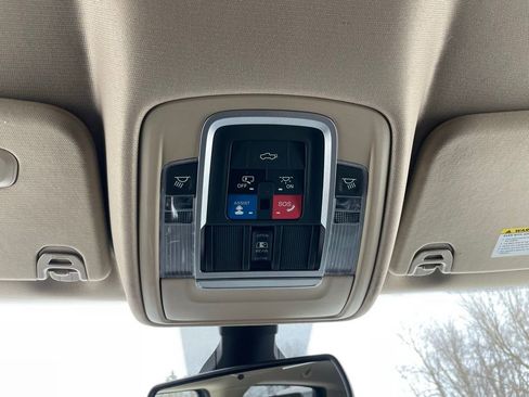 Used 2019 RAM 1500 Laramie image 16