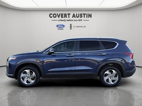 Used 2023 Hyundai Santa Fe SEL image 2