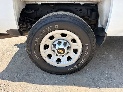 Used 2018 Chevrolet Silverado 3500 W/T AWD/4WD image 28