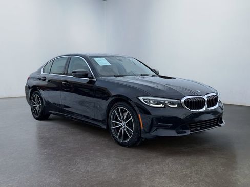 Used 2022 BMW 330i xDrive xDrive w/ Driving Assistance Package image 3