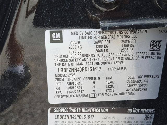 Used 2023 Buick Envision Essence FWD image 23