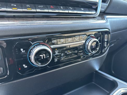 Certified 2024 GMC Sierra 1500 Elevation w/ Elevation Premium Package image 17