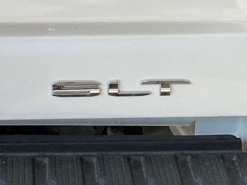 Used 2022 GMC Sierra 3500 SLT AWD/4WD image 12