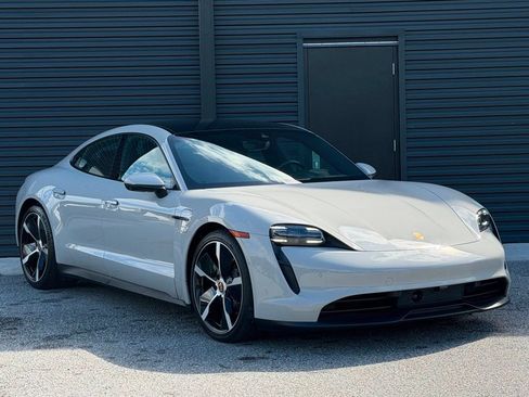 Certified 2022 Porsche Taycan RWD image 22