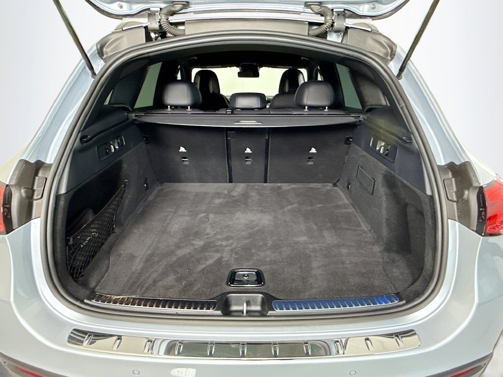 Certified 2026 Mercedes-Benz GLC 300 image 28