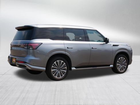 Used 2025 INFINITI QX80 Sensory AWD/4WD image 7