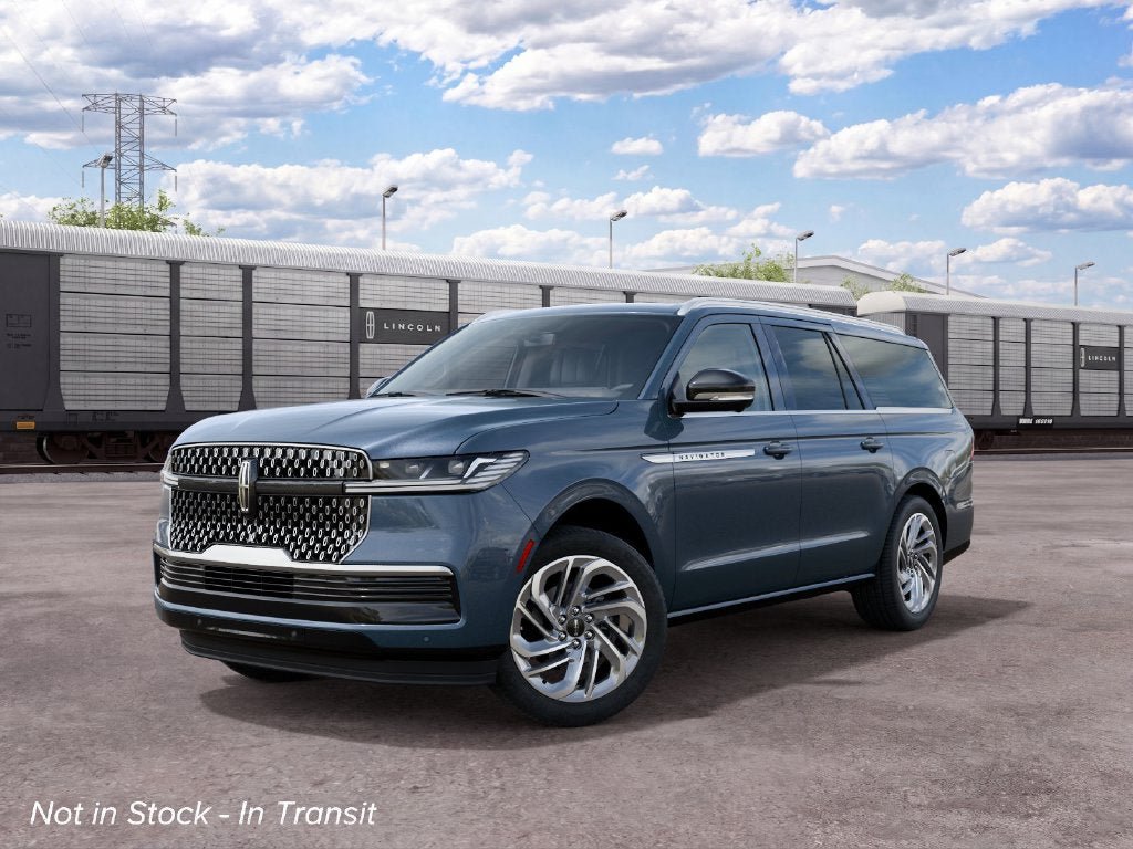 New 2027 Lincoln Navigator L Reserve AWD/4WD image 2