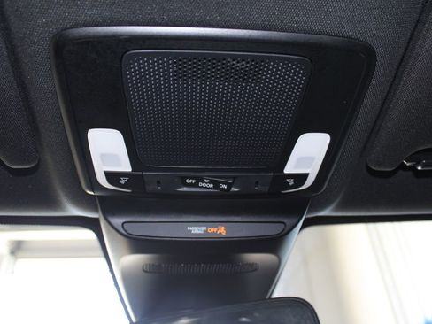 Used 2024 Honda HR-V Sport image 34