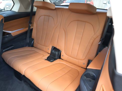 Used 2019 BMW X7 xDrive40i w/ Premium Package image 24