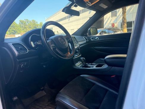 Used 2021 Jeep Grand Cherokee Laredo X AWD/4WD image 11