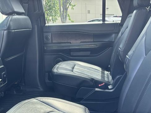 Used 2021 Ford Expedition Limited AWD/4WD image 29