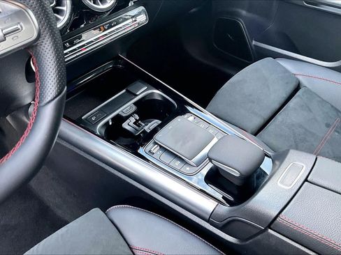 Used 2023 Mercedes-Benz GLA 250 image 15