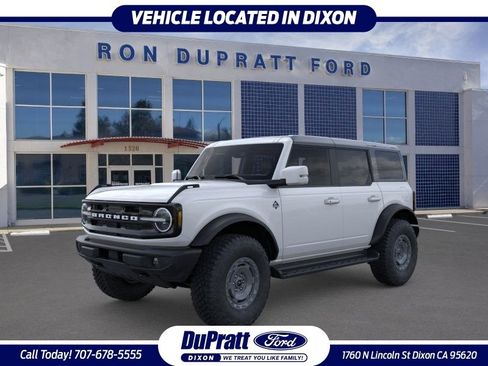 New 2025 Ford Bronco Outer Banks w/ Sasquatch Package image 1