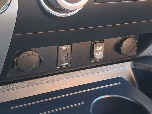 Used 2017 Toyota Tundra 1794 Edition image 25