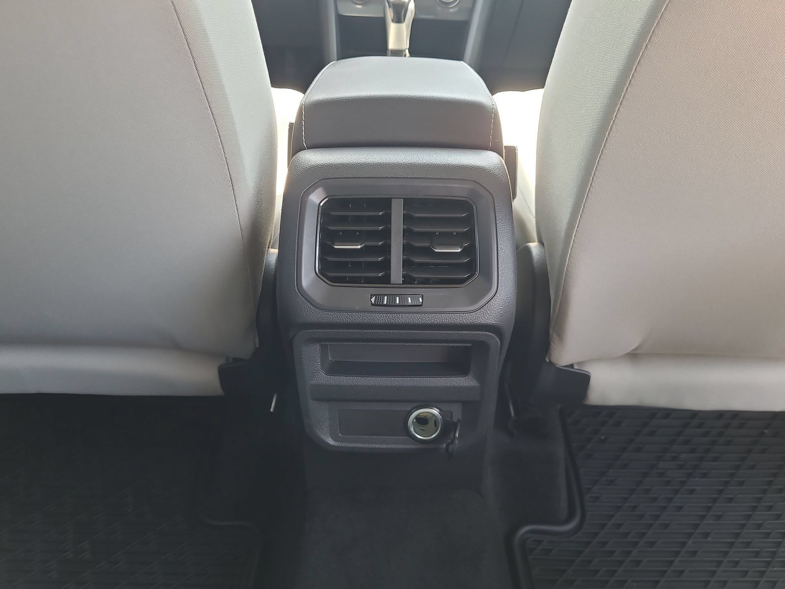 Used 2024 Volkswagen Tiguan S FWD image 23
