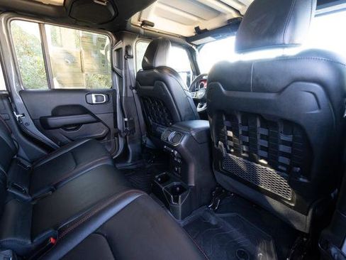 Used 2023 Jeep Gladiator Rubicon w/ LED Lighting Group image 27