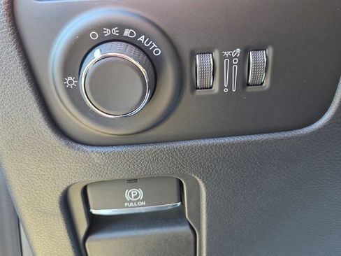 New 2026 Jeep Grand Wagoneer L Limited AWD/4WD image 15