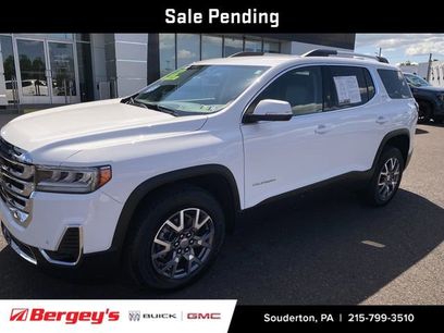 Used 2022 GMC Acadia SLT w/ Preferred Package