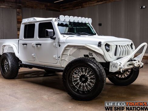 Used 2023 Jeep Gladiator Rubicon w/ Cold Weather Group image 1