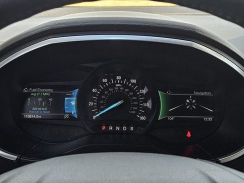 Used 2019 Ford Edge Titanium AWD/4WD image 16
