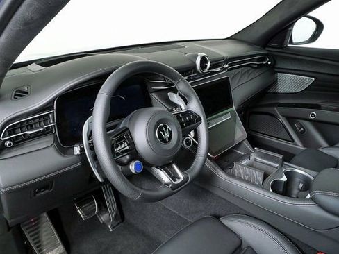 New 2026 Maserati Grecale Folgore AWD/4WD image 4