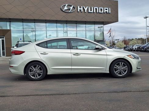 Used 2018 Hyundai Elantra Value Edition FWD image 2