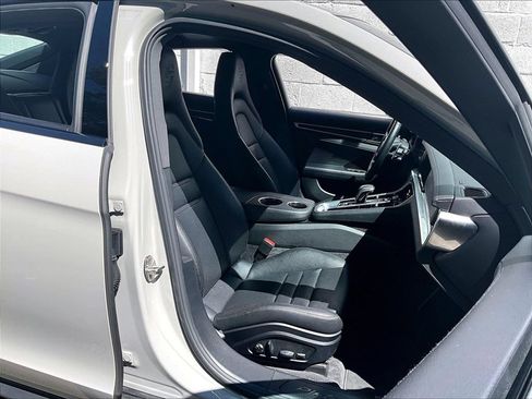 Certified 2023 Porsche Panamera 4 Platinum Edition AWD/4WD image 12