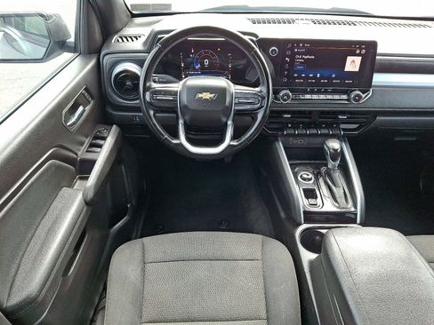 Used 2023 Chevrolet Colorado LT w/ LT Convenience Package image 8