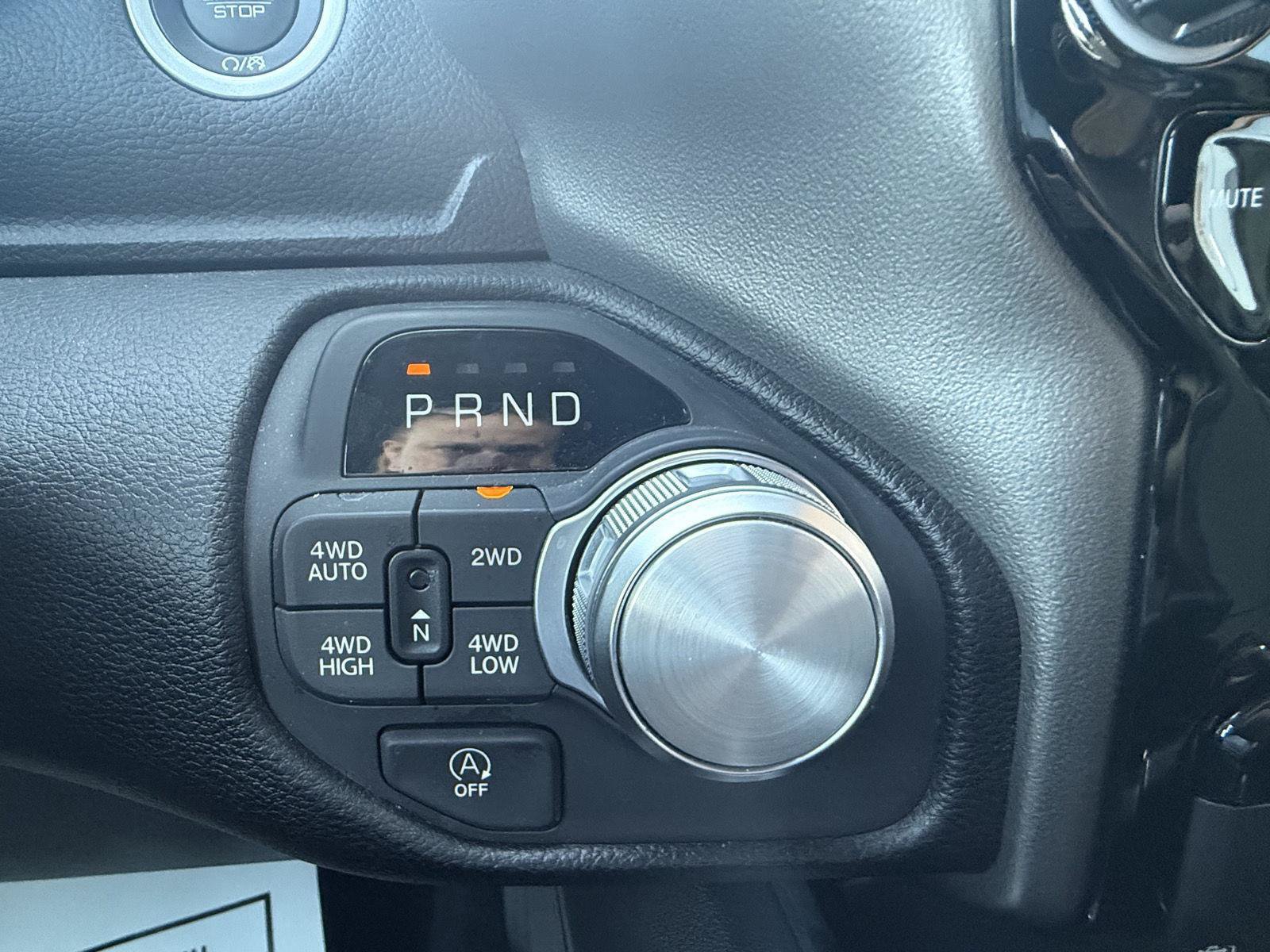 Used 2026 RAM 1500 Laramie AWD/4WD image 11