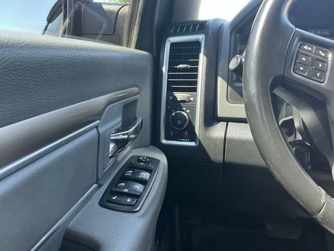 Used 2017 RAM 1500 Big Horn AWD/4WD image 27