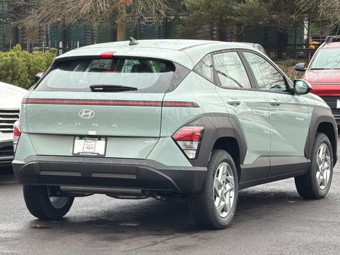 New 2026 Hyundai Kona SE image 5