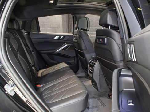 Used 2023 BMW X6 xDrive40i w/ M Sport Package image 37